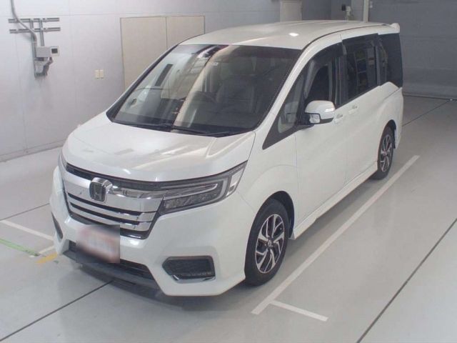 30554 Honda Step wagon RP3 2017 г. (CAA Chubu)